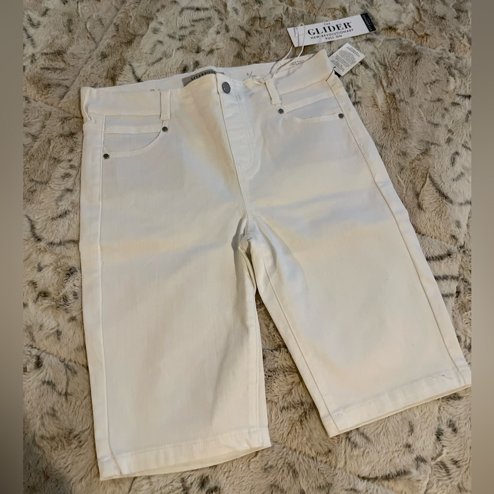 NWT Liverpool Bermuda Jean Shorts